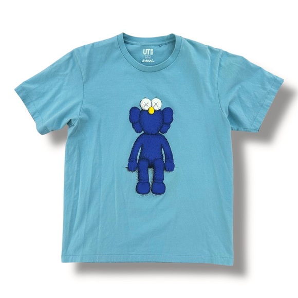 KAWS x Uniqlo Blue BFF T-Shirt Size Large - Picture 1 of 5